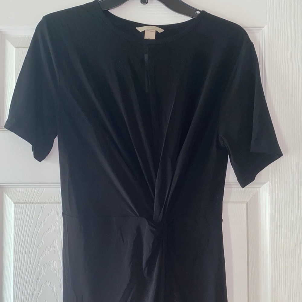 H&M black short sleeve dress